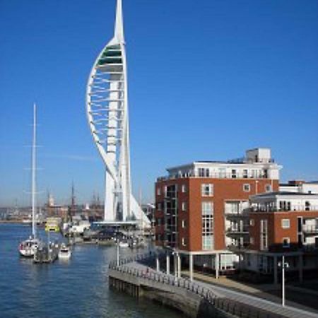 Gunwharf Apartment Portsmouth Buitenkant foto